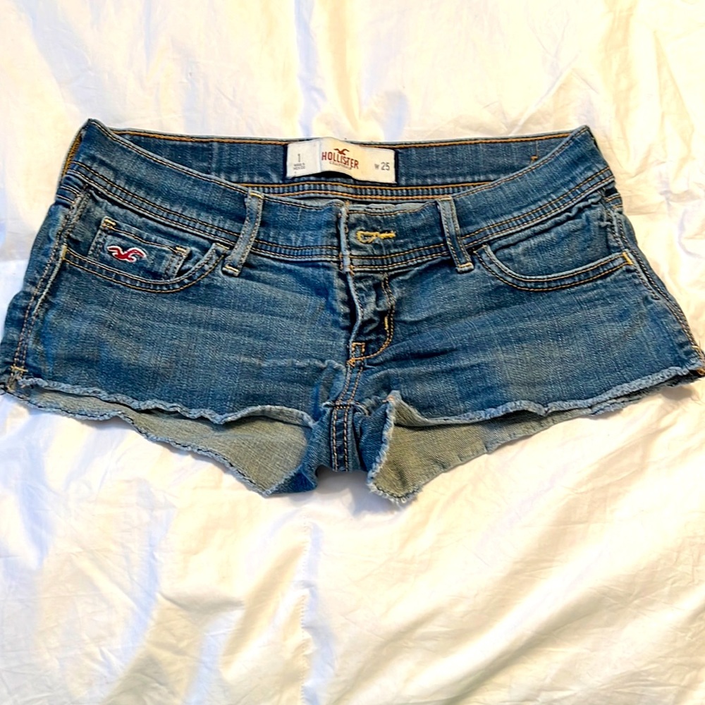 Hollister Jean shorts. Size 1